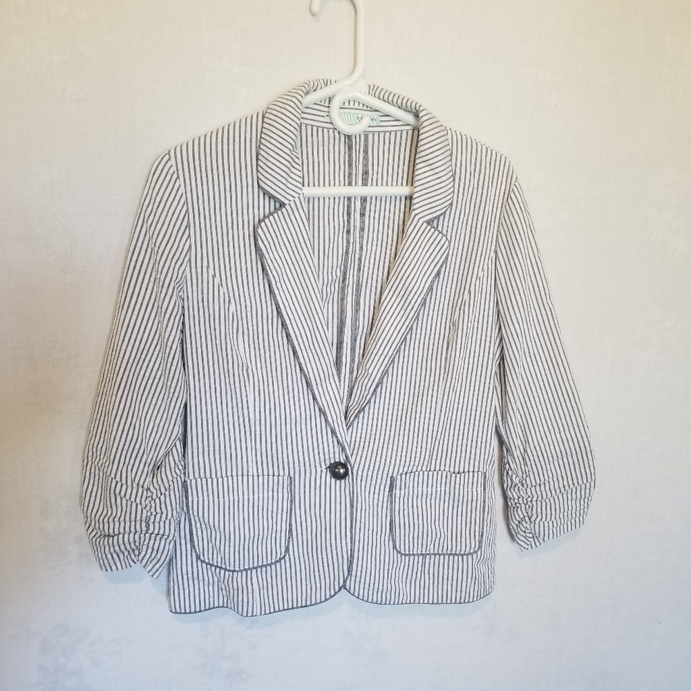 Maurices Gray & White Vertical Striped Blazer